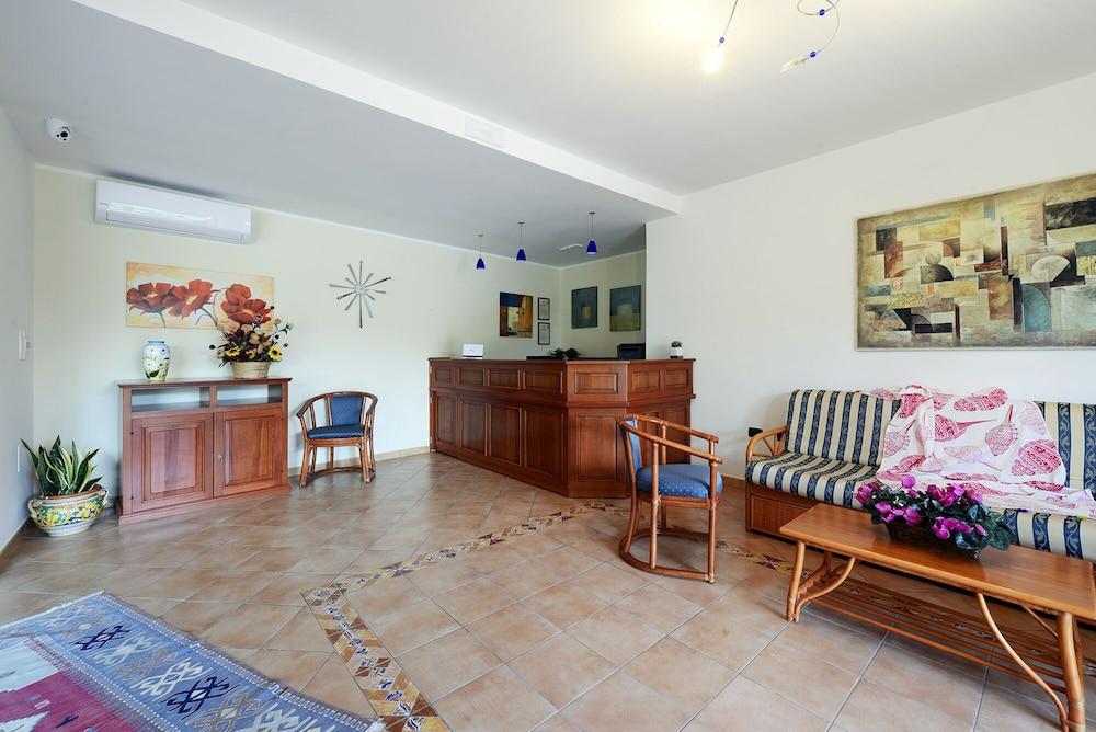 Oasis Hotel Residence Resort Lampedusa Exterior photo